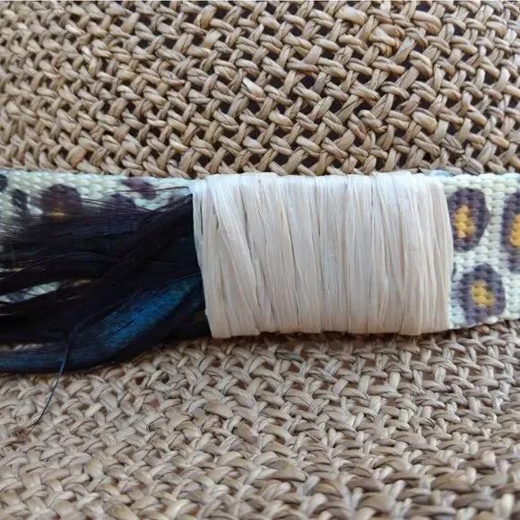 VINTAGE FABINI NY 100% Straw SunHat with Cheetah Print Band & Black Feathers - Picture 6 of 13